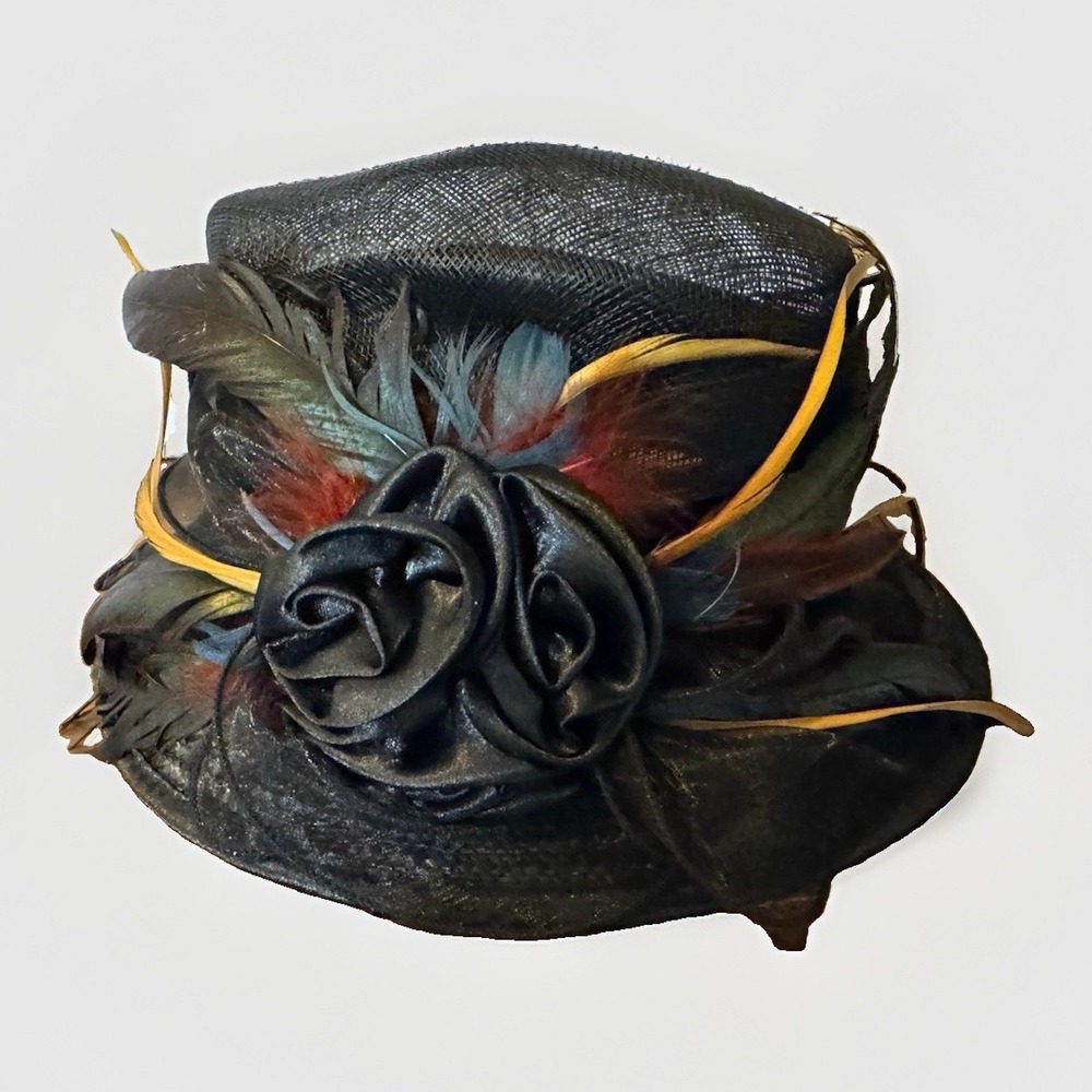 Vintage Women's Black Straw Cloche Hat Feathers Flower One Size Unique